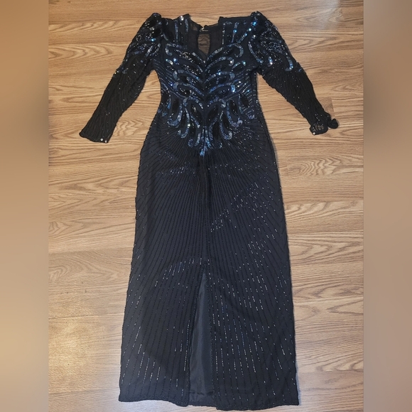 Stunning Vintage Black Sequined and Beaded Dress from Scala - Picture 11 of 16